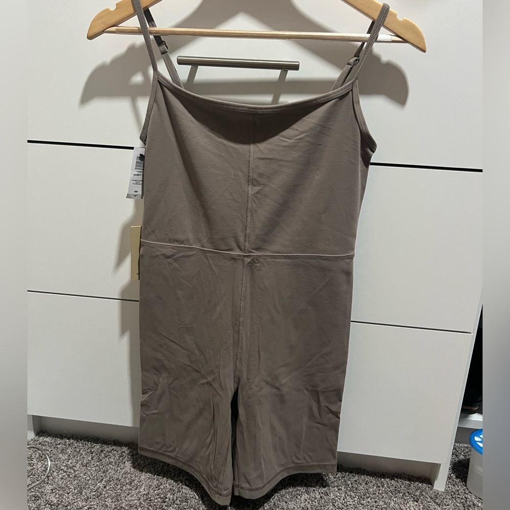 Wilfred divinity 7” medium bodysuit